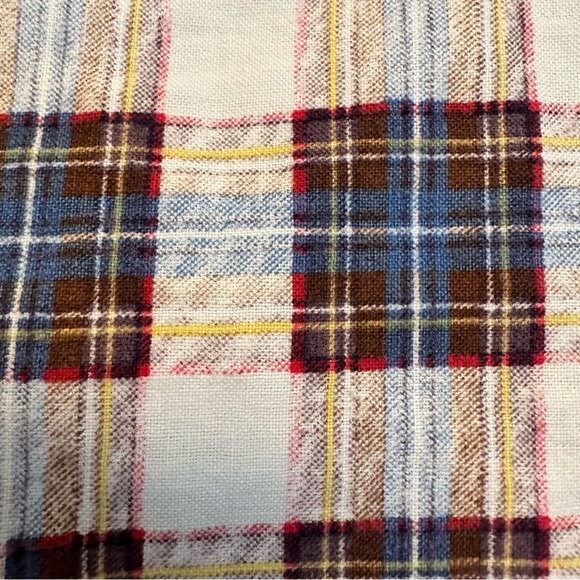Vintage plaid button down long sleeve - Picture 3 of 10